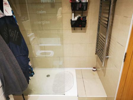 2 bedroom flat to rent - Photo 4