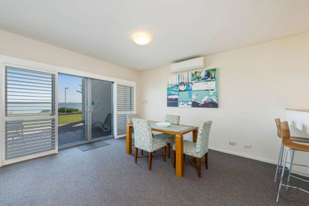 Resort Living by the Beach - Photo 3