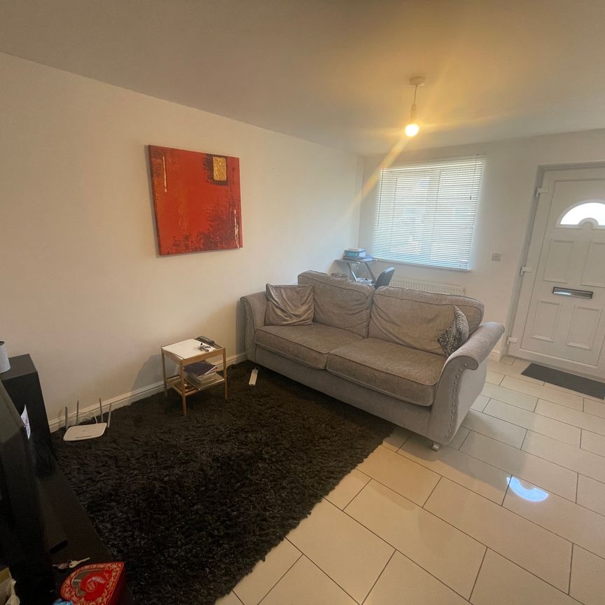 1 Stokes Close, LE8 4GP, Blaby - Photo 1