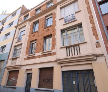 Location Appartement 2 pièces 25m² LILLE 59000 - Photo 3