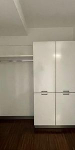 ÜBER DEN DÄCHEN VON FRANKFURT - SKY-APPARTEMENT - Photo 4