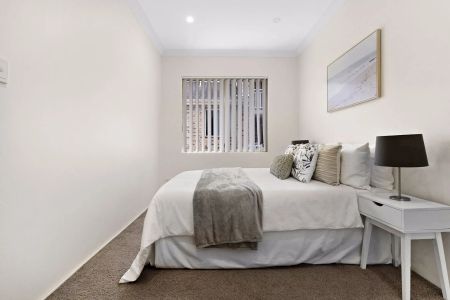 Spacious 2 Bedroom Apartment in Boutique Block of 12 - Photo 4