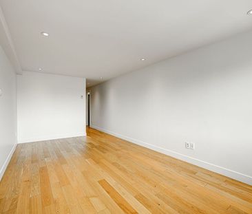 3460 Rue Durocher, Montréal, QC - Photo 2