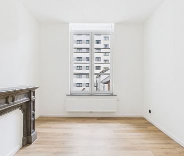 Appartement te huur in Brussel voor € 2.500 met 2 slaapkamers - Photo 5