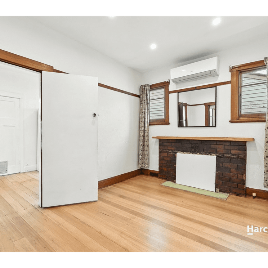 Family Home in Great Location - Photo 1