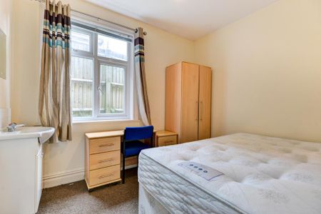 8 bedroom house to rent - Photo 5