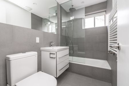 39 Riverwood Parkway - Photo 3