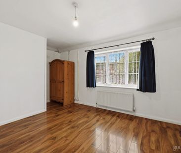 Newminster Road, Morden, SM4 - Photo 1