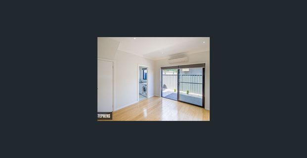 SENSATIONAL TOWN HOUSE - Photo 1