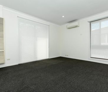 FULLY RENOVATED & SPACIOUS! - Photo 4