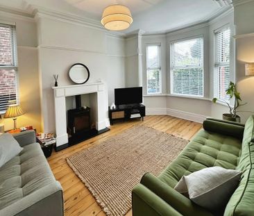 3 bedroom semi-detached house to rent - Photo 4