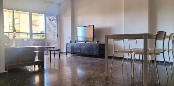 Avinguda de Blasco Ibez, Valencia, Valencian Community 46010 - Photo 2