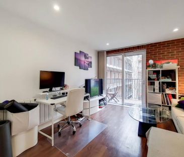 1 bedroom flat to rent - Photo 2