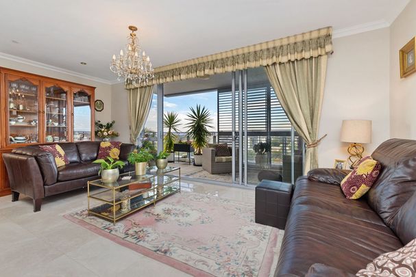 Premium Two-Bedroom Riverfront Residence - Photo 1