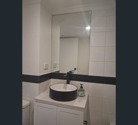 1204/238 Flinders St, Melbourne, Vic 3000 - Photo 2