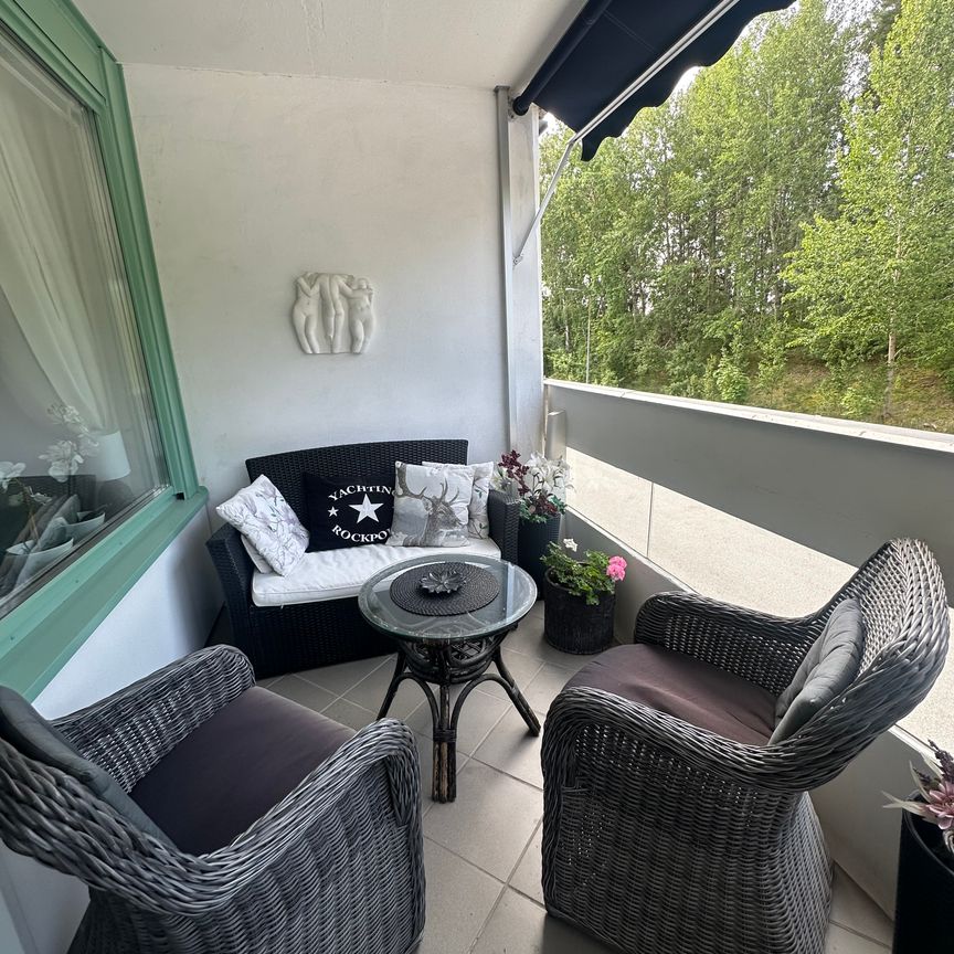 Meteorvägen, Täby - Foto 1