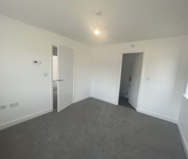 Burbage Way, Crewkerne - Photo 3