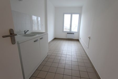 Location Appartement 2 pièces 53m² NANTES 44000 - Photo 4