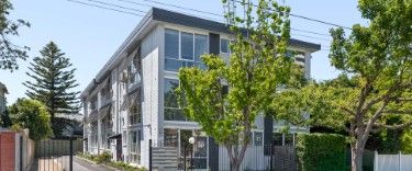 11/102 Park Street, St Kilda West VIC 3182 - Apartment For Rent | Domain - Photo 1