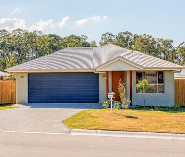 4 Bedroom Home In Highlands Estate! - Photo 3