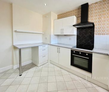 2 bedroom flat to rent - Photo 3