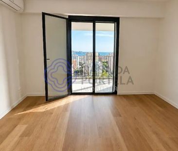 Apartment T3 in Algés, Linda-a-Velha e Cruz Quebrada-Dafundo, Oeiras - Photo 6