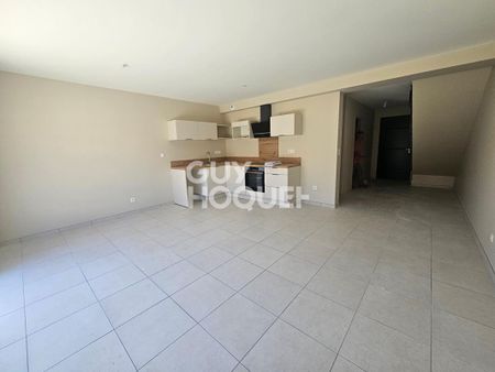 Location Maison 4 pièces 77m² CABESTANY 66330 - Photo 2