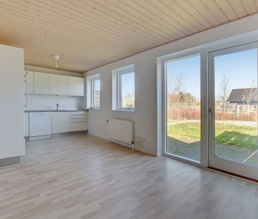 5-værelses Rækkehus på 122 m² i Skødstrup - Foto 3