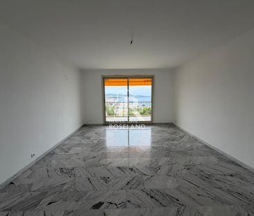 Location Appartement 4 pièces 98m² NICE 06200 - Photo 2