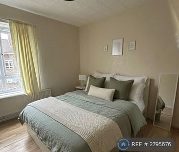 1 bedroom in a flat share to rent - Photo 6