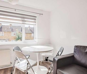 Godden Road, Canterbury, CT2 - Photo 4