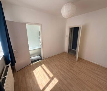 1 Bed Flat, Brewster Gardens, W10 - Photo 2