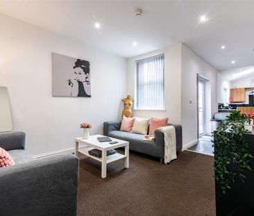 6 Bedroom Student home in Lenton Nottingham! 51 week contract! All ... - Photo 2