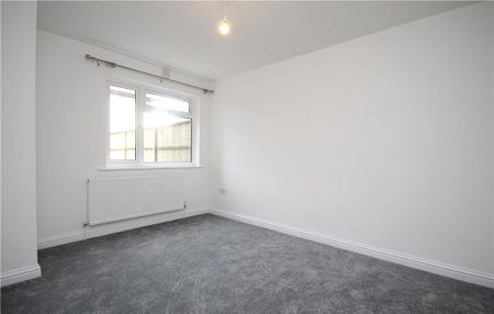 Wingfield Way, Ruislip, HA4 6RG - Photo 2