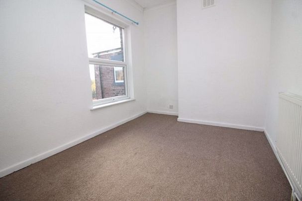 3 Bedroom Terraced House - Photo 1