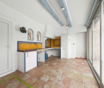 Spacieuse maison de 280 m² avec piscine et jardin situé à la GAUDE - Photo 6