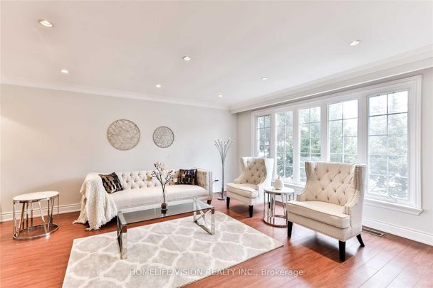 For Lease - 111 Bannatyne Drive, Toronto, Ontario - Photo 1