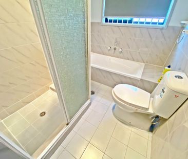 4 bedroom townhouse - Photo 1