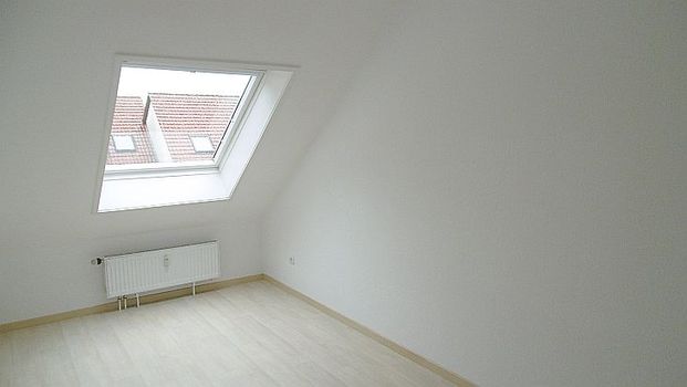 + 3 Zimmerwohnung mit Wintergarten + - Photo 1