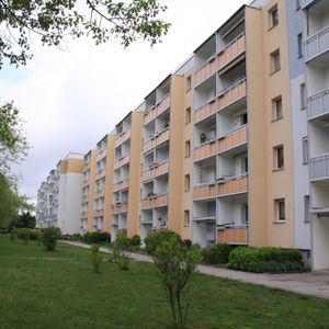 Große 2 Raum-Wohnung mit Balkon - Photo 2