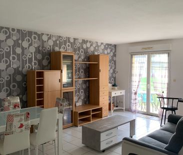 Location Appartement 2 pièces 47m² - Photo 3