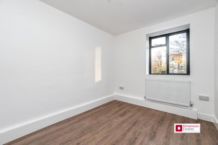 4 bedroom flat to rent - Photo 4