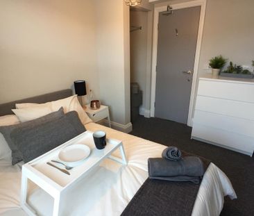 6 bedroom house of multiple occupation to rent - Photo 4