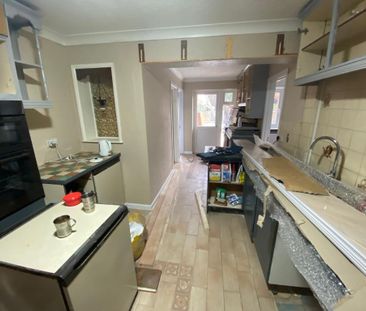 5 bedroom detached house to rent - Photo 1