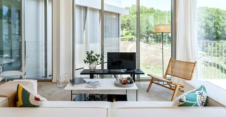 Calle de Irún, Madrid, Community of Madrid 28008 - Photo 2