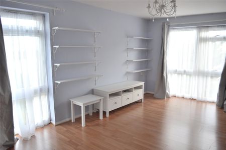 Hawthorn Road, Wallington, SM6 - Photo 2