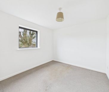 Woodley Court, Highmoor, Amersham,HP7 - Photo 2