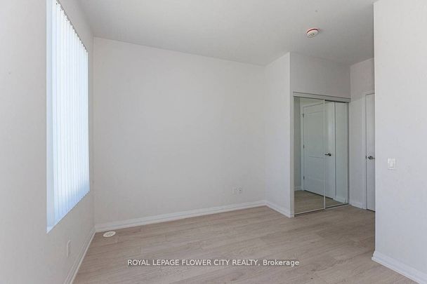 For Lease - 1010 Portage Parkway Unit# TH06, Vaughan, Ontario - Photo 1