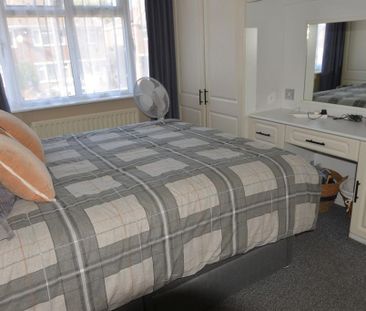 3 bedroom detached house to rent - Photo 3