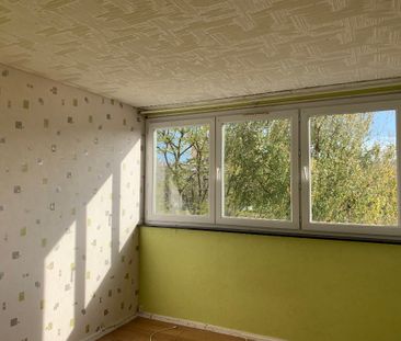Location Appartement 4 pièces 81m² MONT ST AIGNAN 76130 - Photo 6
